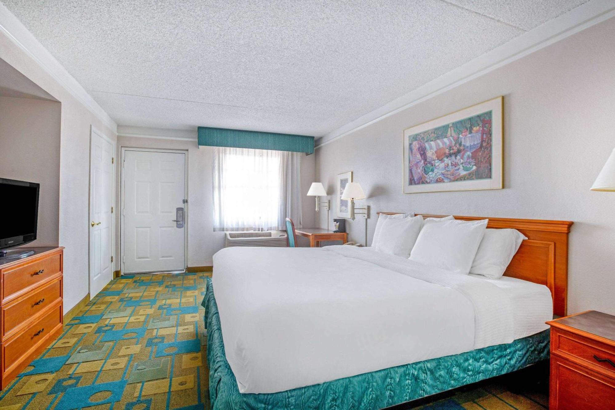 La Quinta Inn By Wyndham Reno Exterior photo