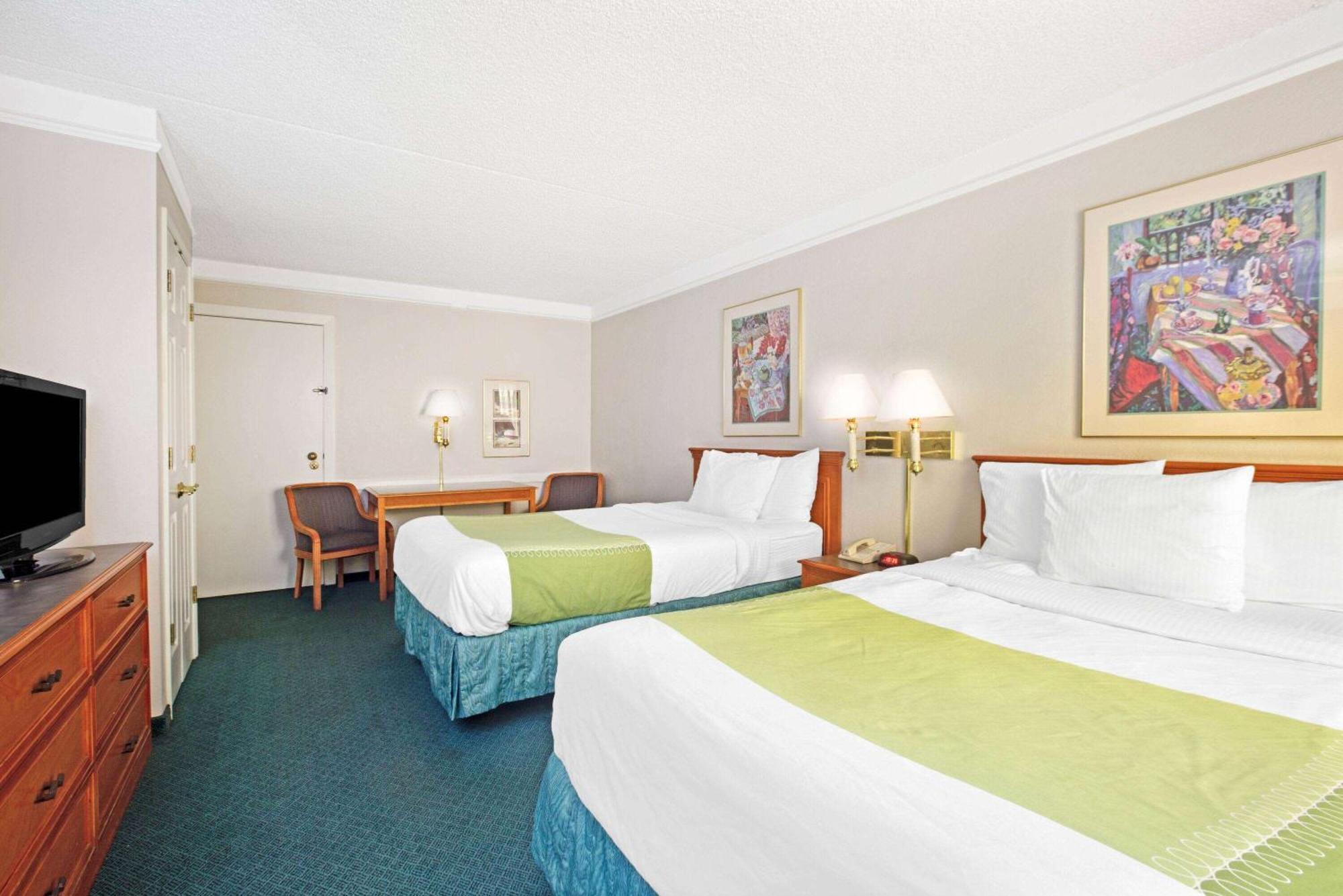 La Quinta Inn By Wyndham Reno Exterior photo